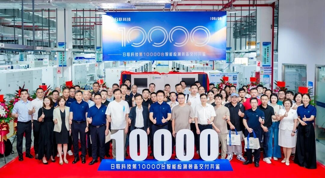 adce7030-7a5d-4713-a6f0-b62bb85746a9.jpg
